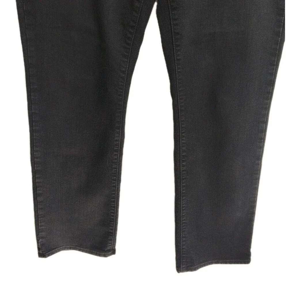 Levi's 505 Straight‎ Leg Women's Jeans, Size 32 x 32, Black
